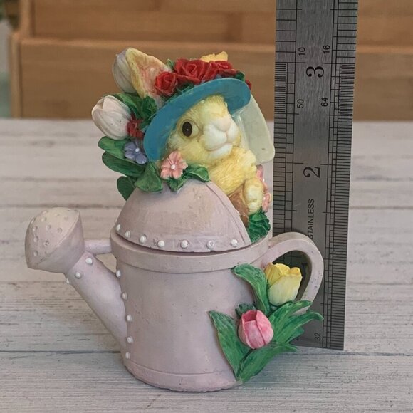 Vintage Bunny Rabbit Watering Can Lidded Trinket Box Tulips Roses Sun Bonnet Hat - Picture 12 of 16